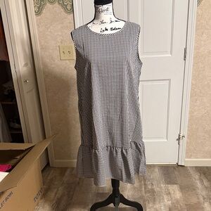 Black and White Gingham Sleeveless Dress